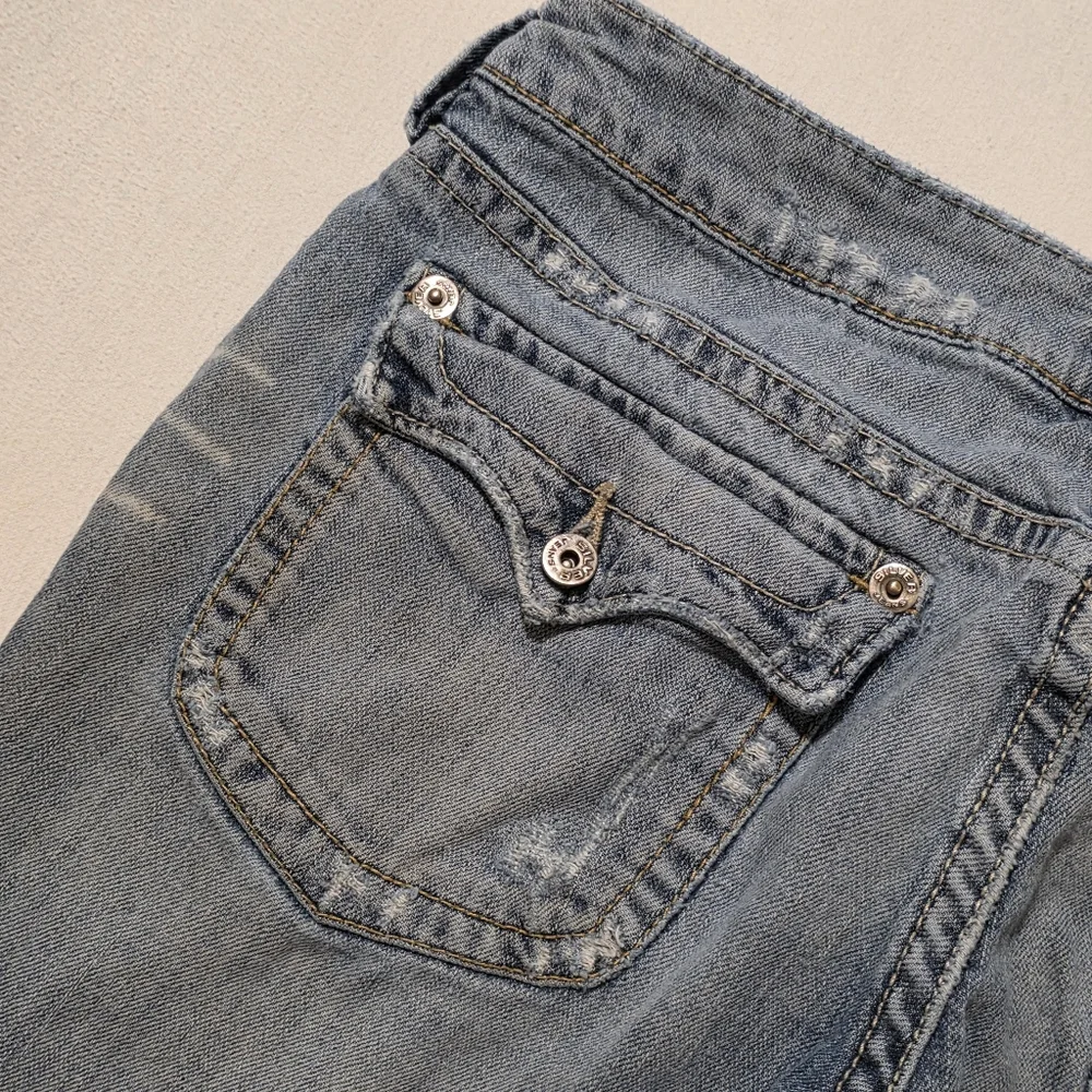 Silver Hillary Bermuda Denim Jean Shorts Fashion Distressing And Holes Low Rise